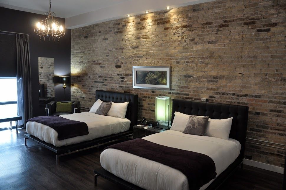 Metro Hotel 4*