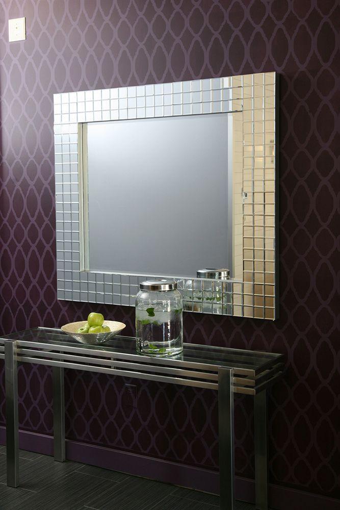 Metro Hotel 4*
